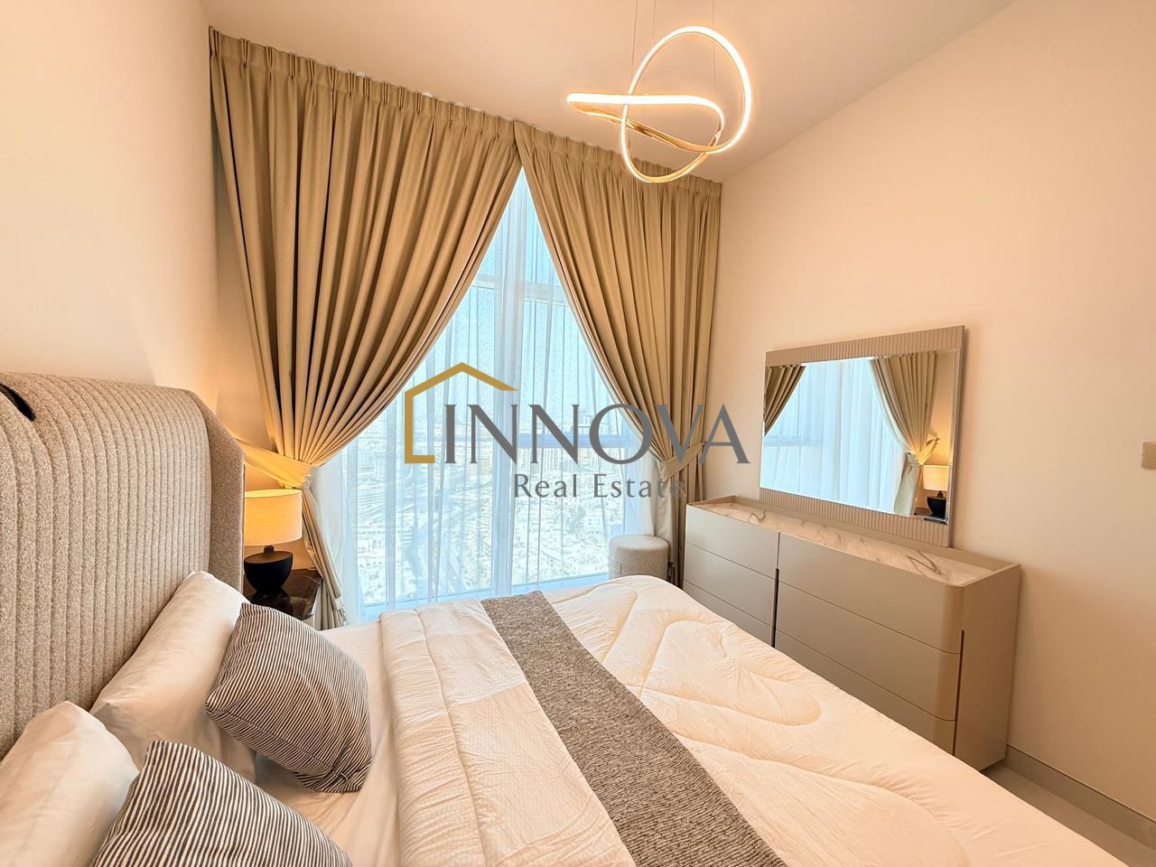 Premium Furnishings|High Floor|Miracle Garden View