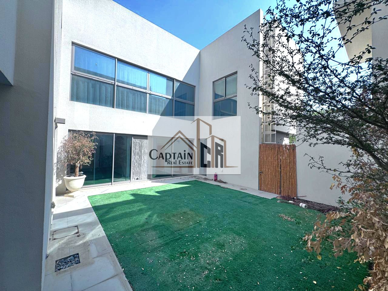 Signature Garden Townhouse Living | Expansive 3BHK + Maid’s Suite with Private Garage in Al Yasmeen