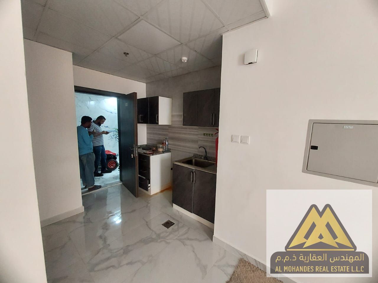 Second occupant | Central air conditioning | Good space | Good location | High-quality finishing