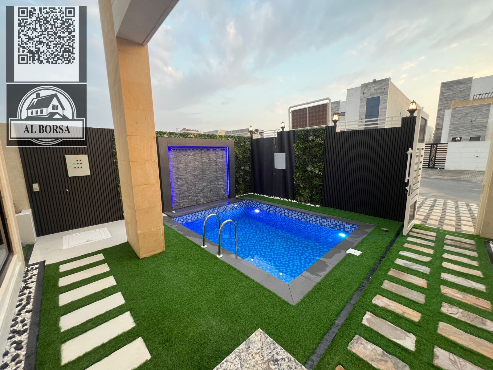 Villa for SALE in Al Helio, Ajman, corner unit - 5 master bedrooms, majlis and living room