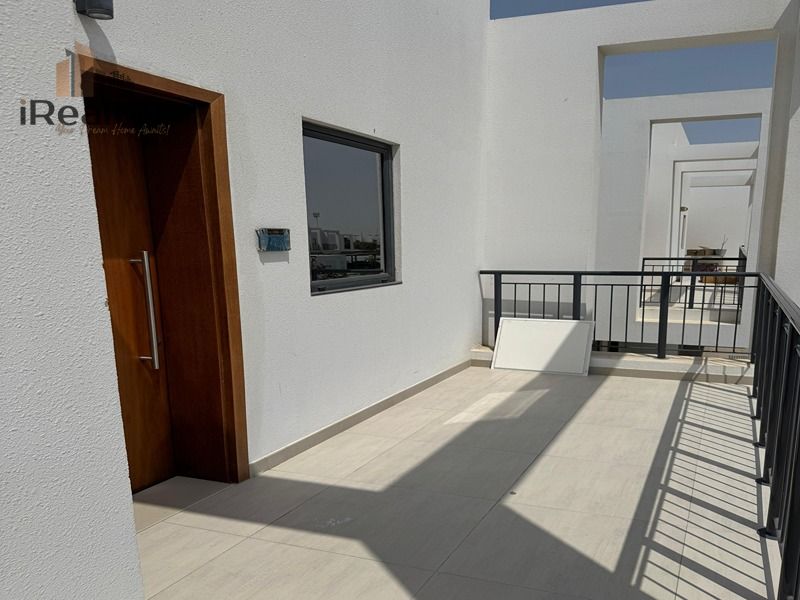 1BR Apartment | Mid Floor | Good Community