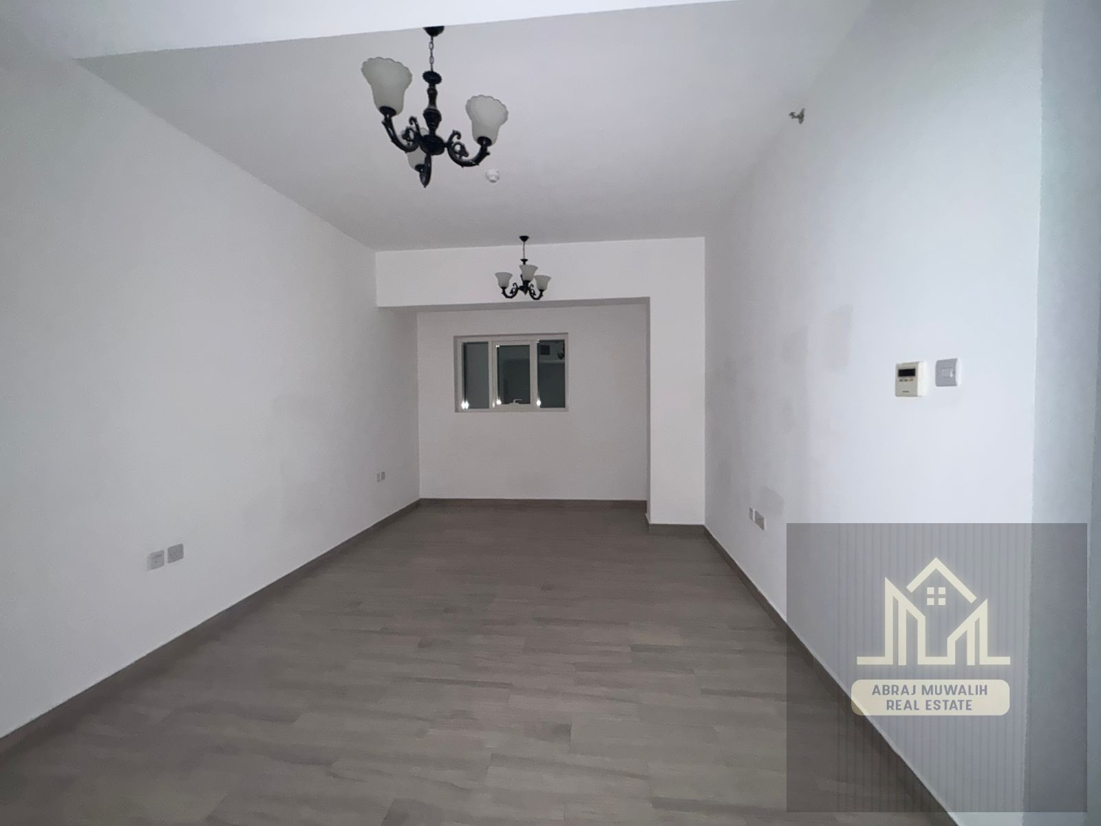 BRAND NEW BUILDING 2BHK APPARTMENT FOR FAMILY WITH BALCONY IN 38K 6CHQ PAYMENT