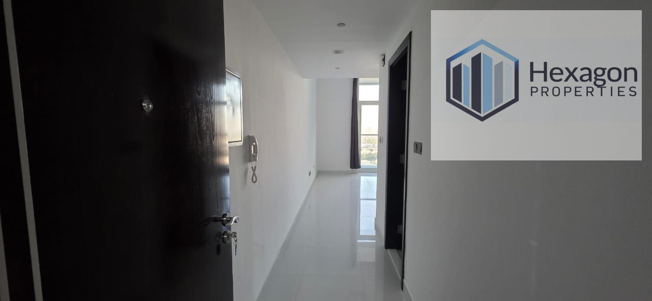 NEW BUILDING||SPACIOUS STUDIO APARTMENT||BALCONY||AED52000