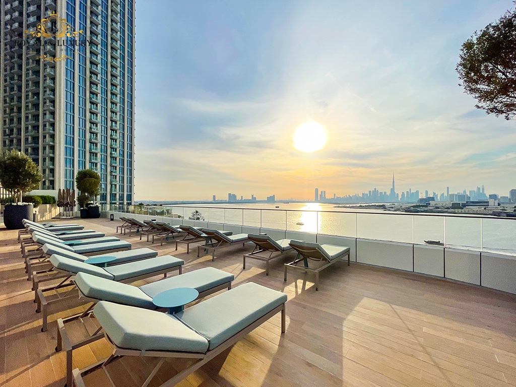 Luxury Type - Waterfront View - All Bills Inclusive