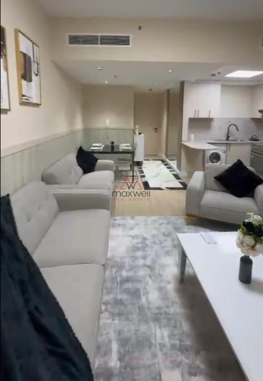 Fully Furnished/ Vacant /Ready to move