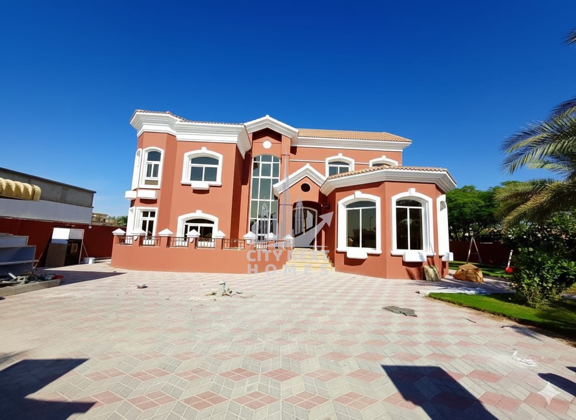 Spacious 5Bedroom | Hall | Majlis | Maid