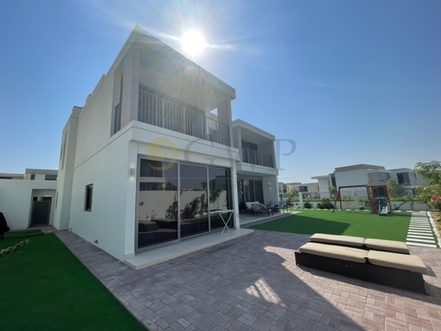 Exclusive|Corner Plot|Notice Served|Close to Park