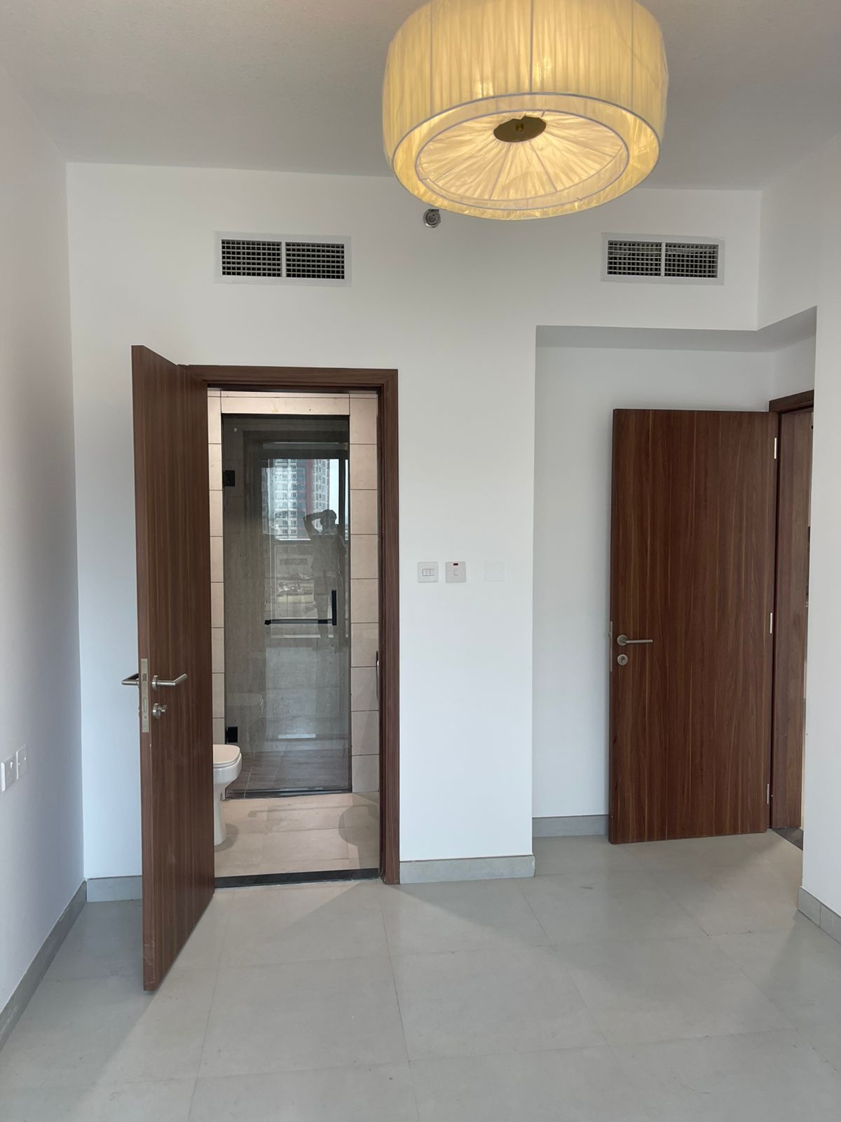 Brand New Spacious 2 BR near to metro