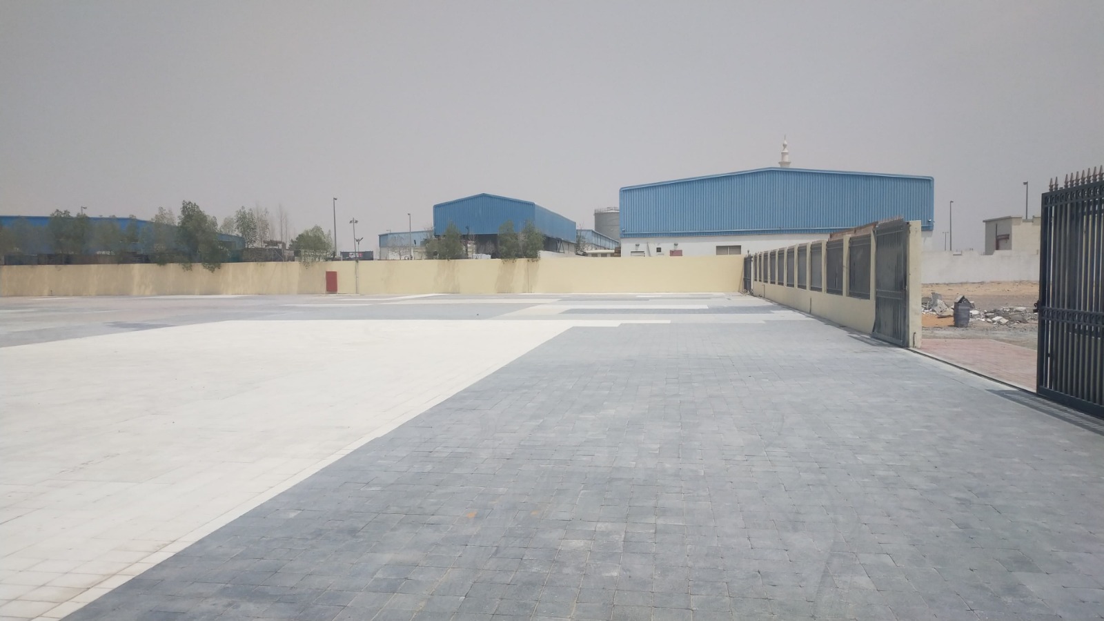 For Rent – Industrial Yard in Sajaa | 70,000 sq. ft | 45 kW | AED 1,050,000 | 4 Installments