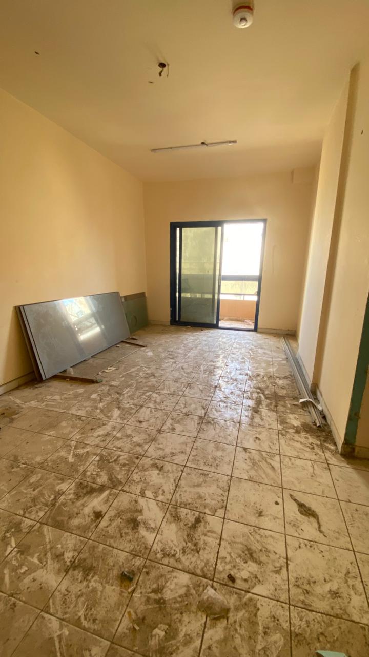 Two bedrooms and a living room, single occupancy (explicit contract) | Suitable for workers and employees | Prime location | Completely free maintenan