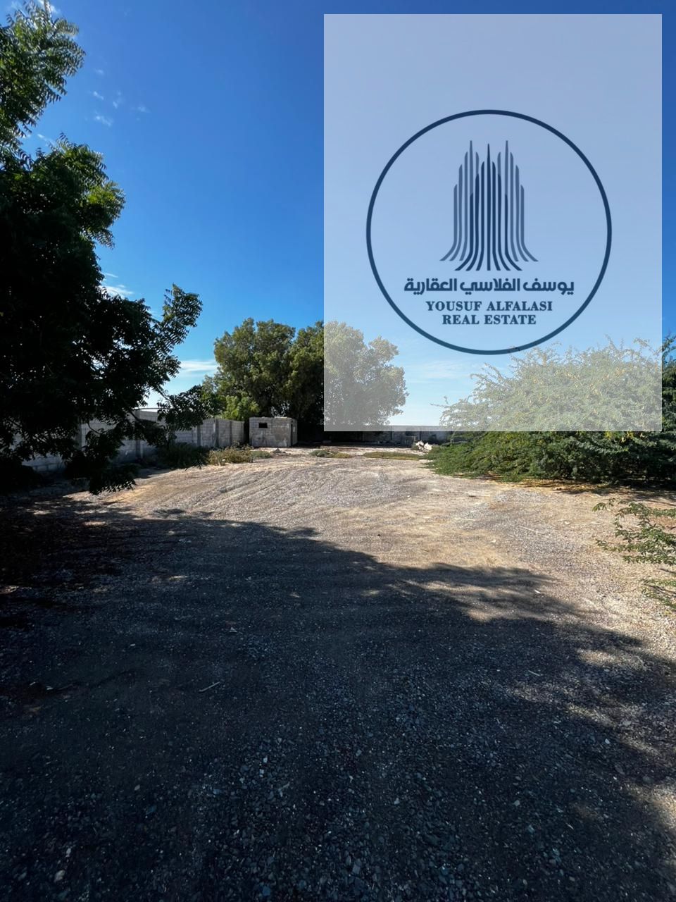 LAND, VERY PRIME LOCATION, EASY ACCESS TO THE MAIN ROAD, READY IMMEDIATELY
