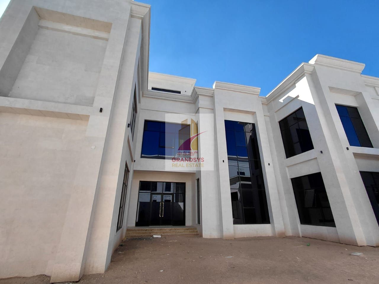 Grand 6 bedroom Independent Villa