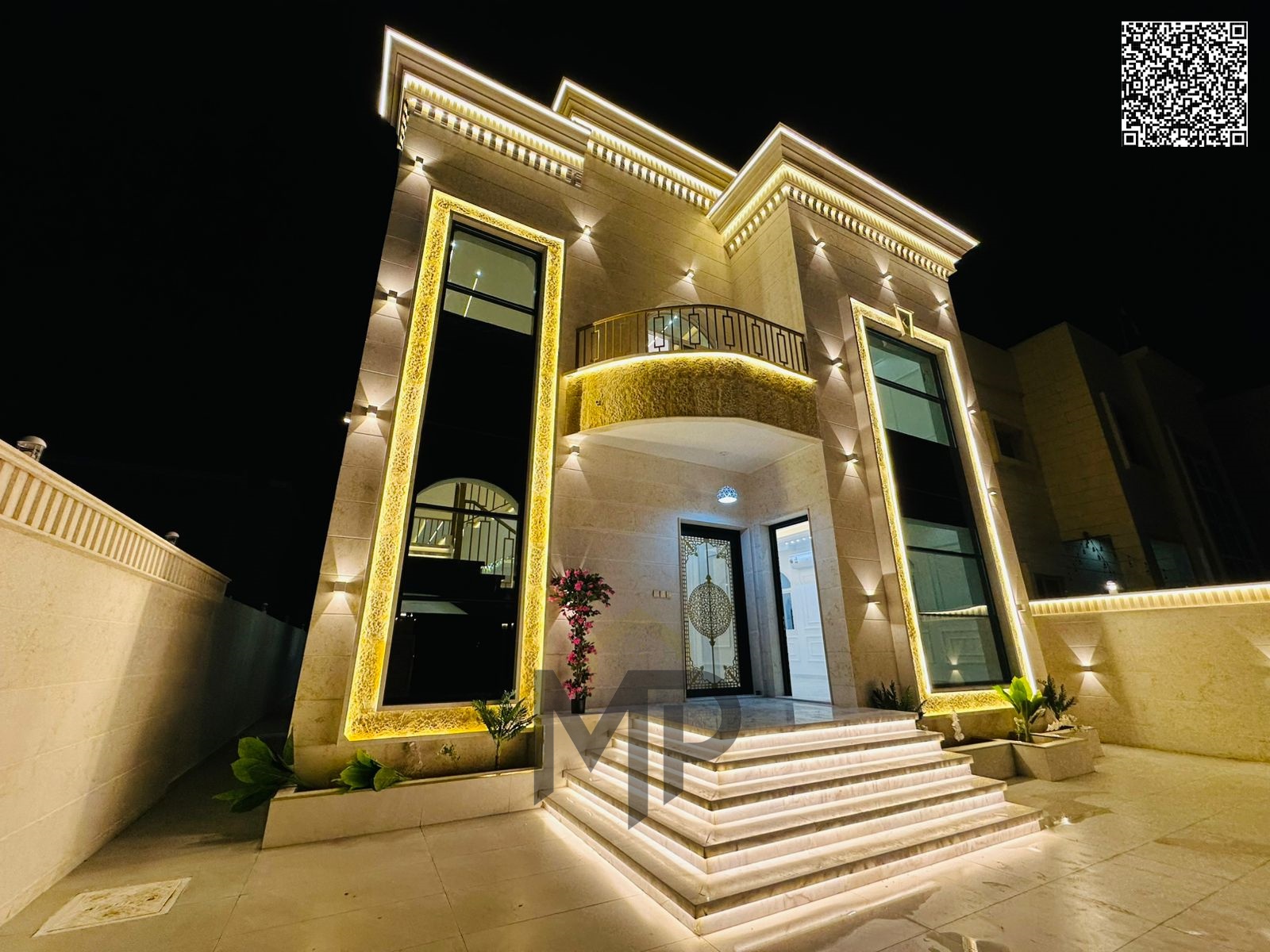 Villa for sale in Al Muwaihat with a large area, freehold ownership for all nationalities, including air conditioning, electricity and water, in a pri