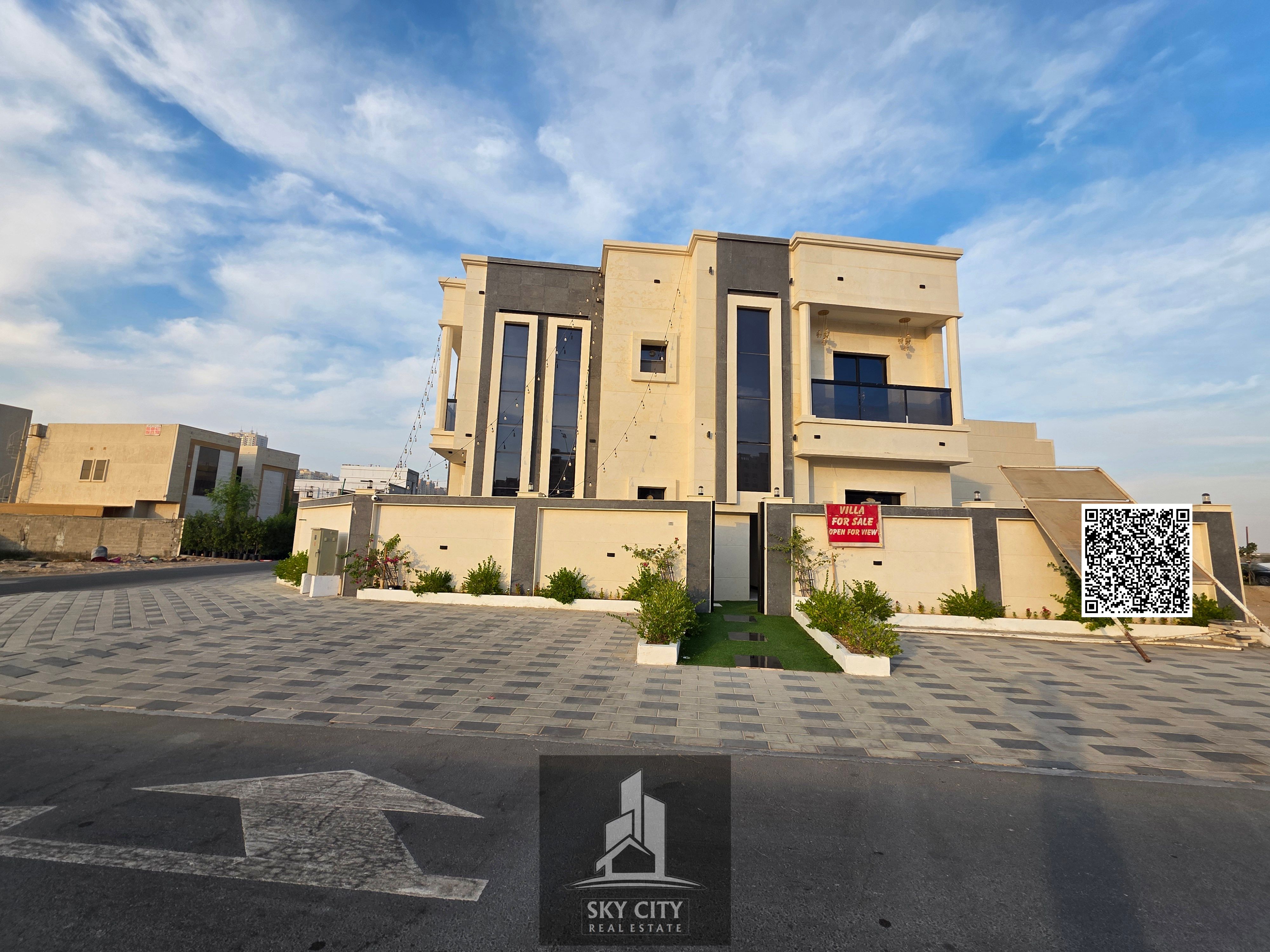 Ready to move in, registration fees included. Super deluxe luxury villa opposite the park, ready to move in at a bargain price with no annual fees.