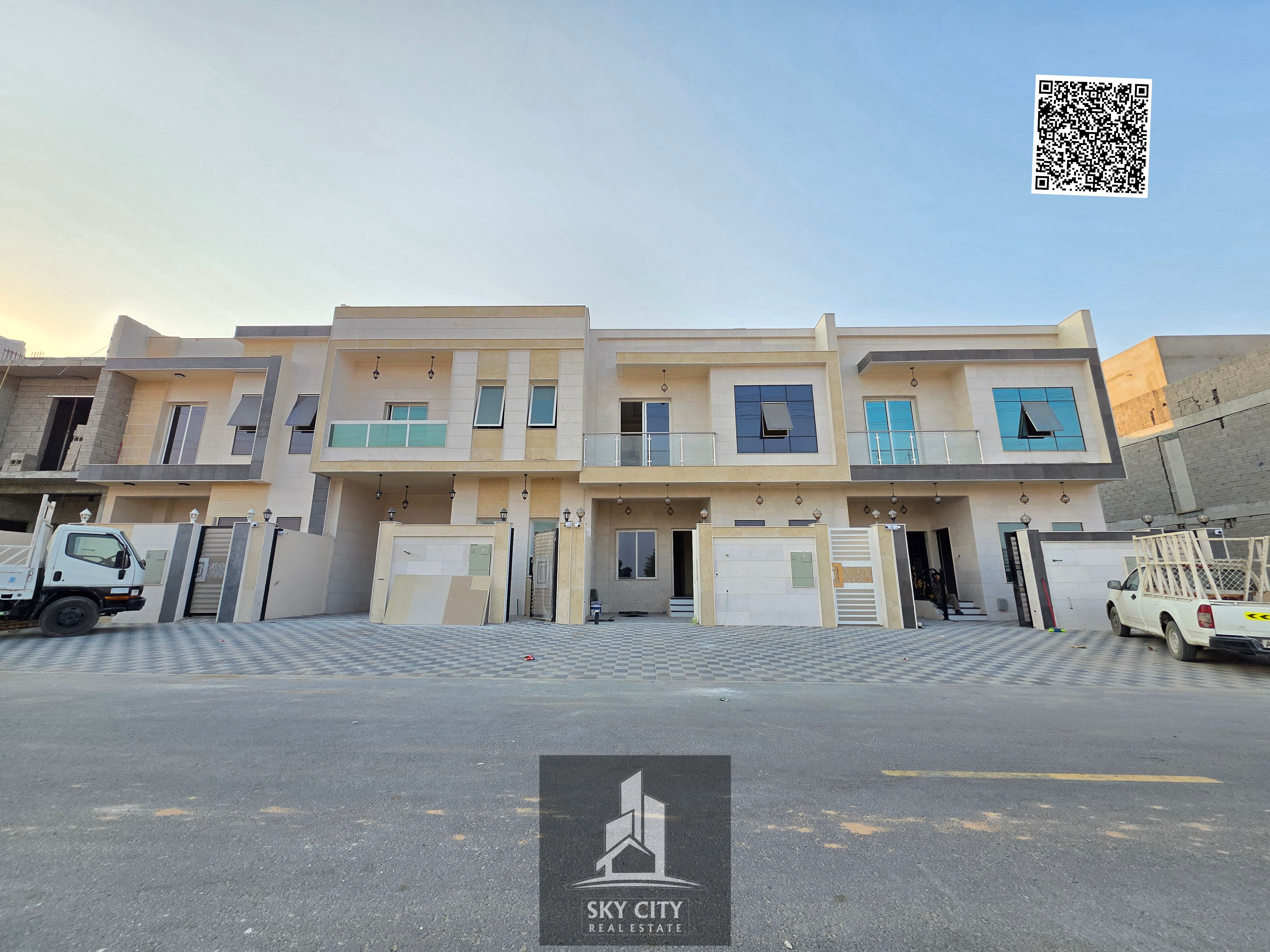 Ready to move in, registration fees included. Super deluxe luxury villa opposite the park, ready to move in at a bargain price with no annual fees.