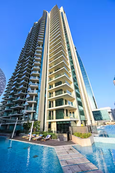 Ramandan offer- Exquisite | Fully Furnished | Canal Views