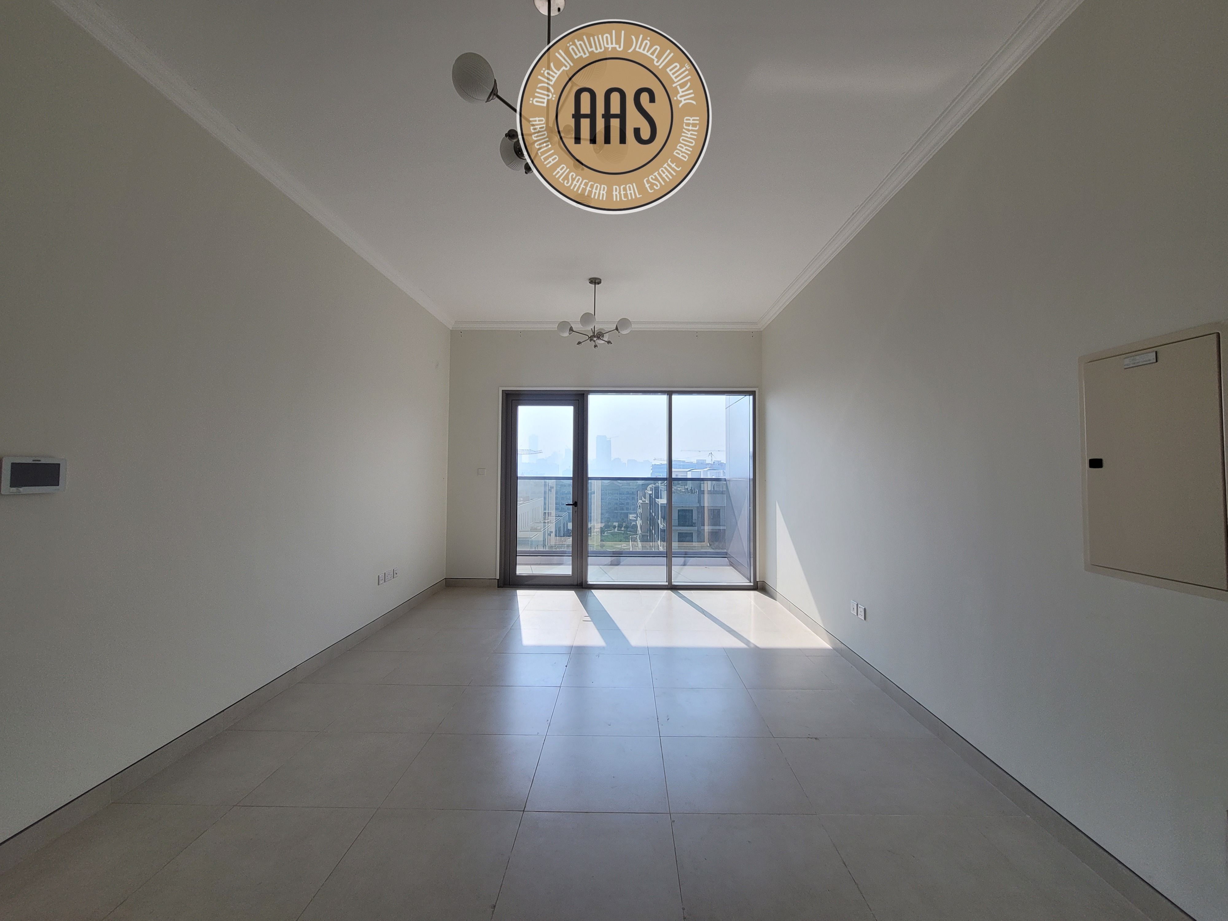 Like a Brand new 2bhk+maids room//close kitchen//higher Floor