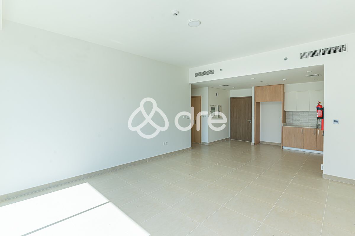 Ready to move In I Good Layout I Spacious