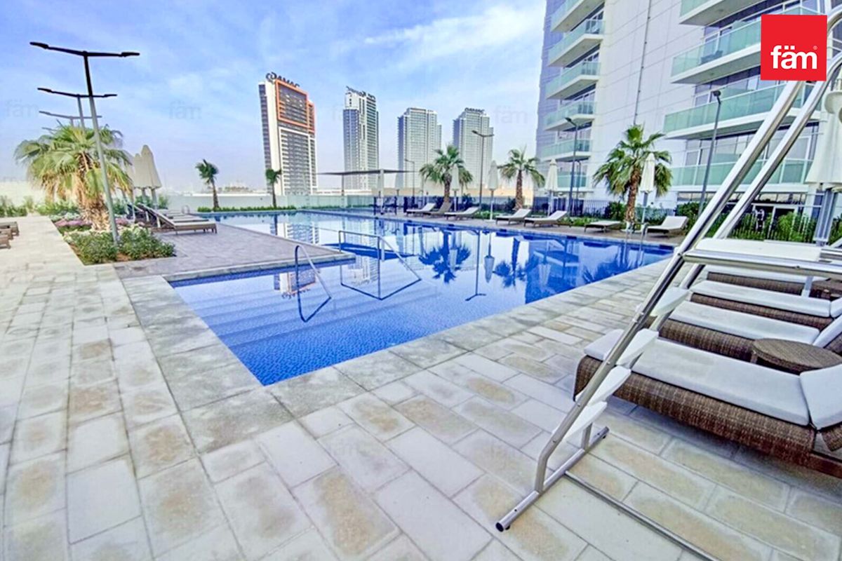 Full Golf View L High Floor L Well Maintained