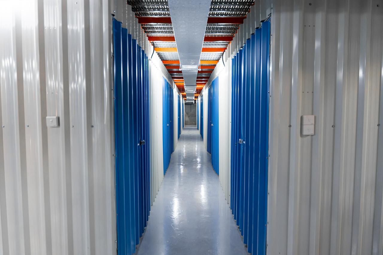Self-Storage Unit for Rent in Umm Ramool