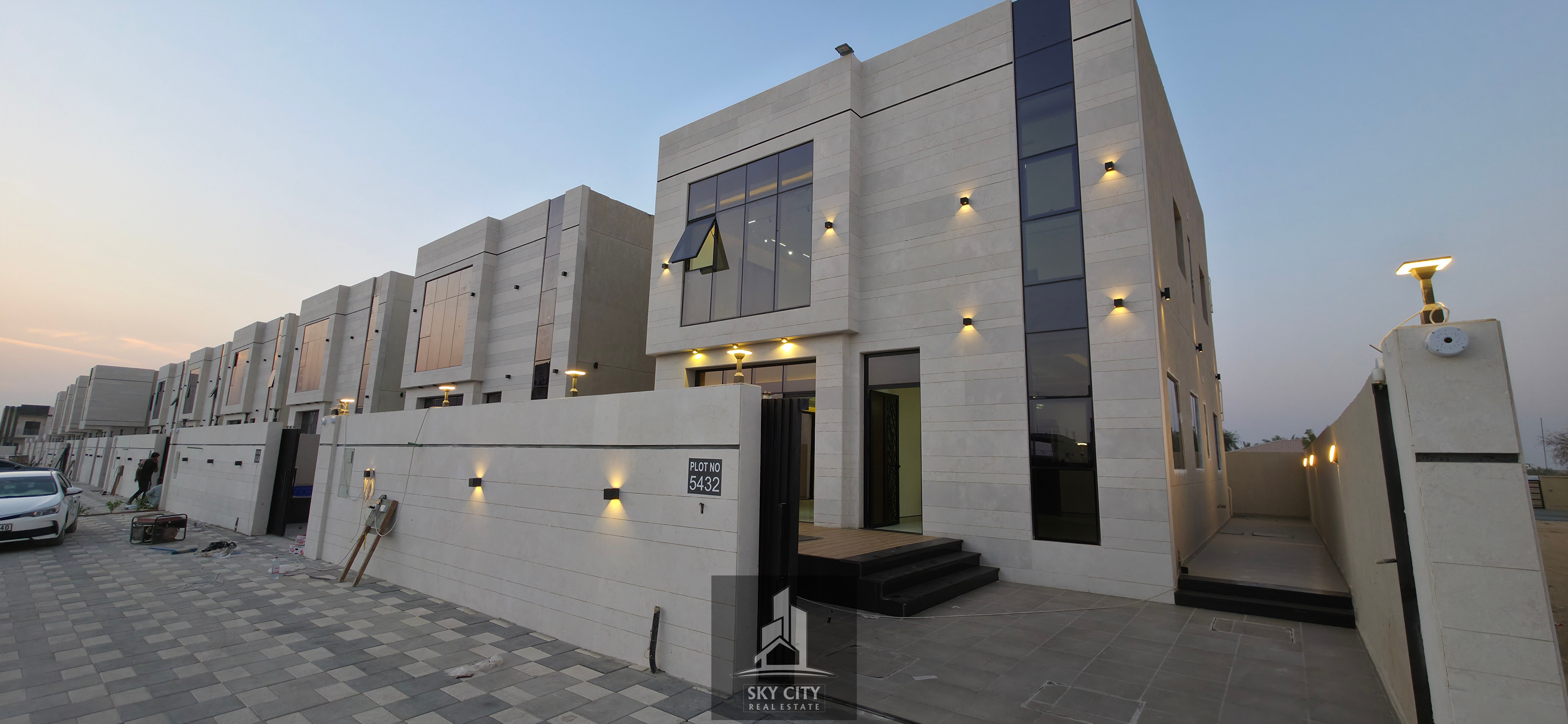 Villa for sale including registration white swimming pool