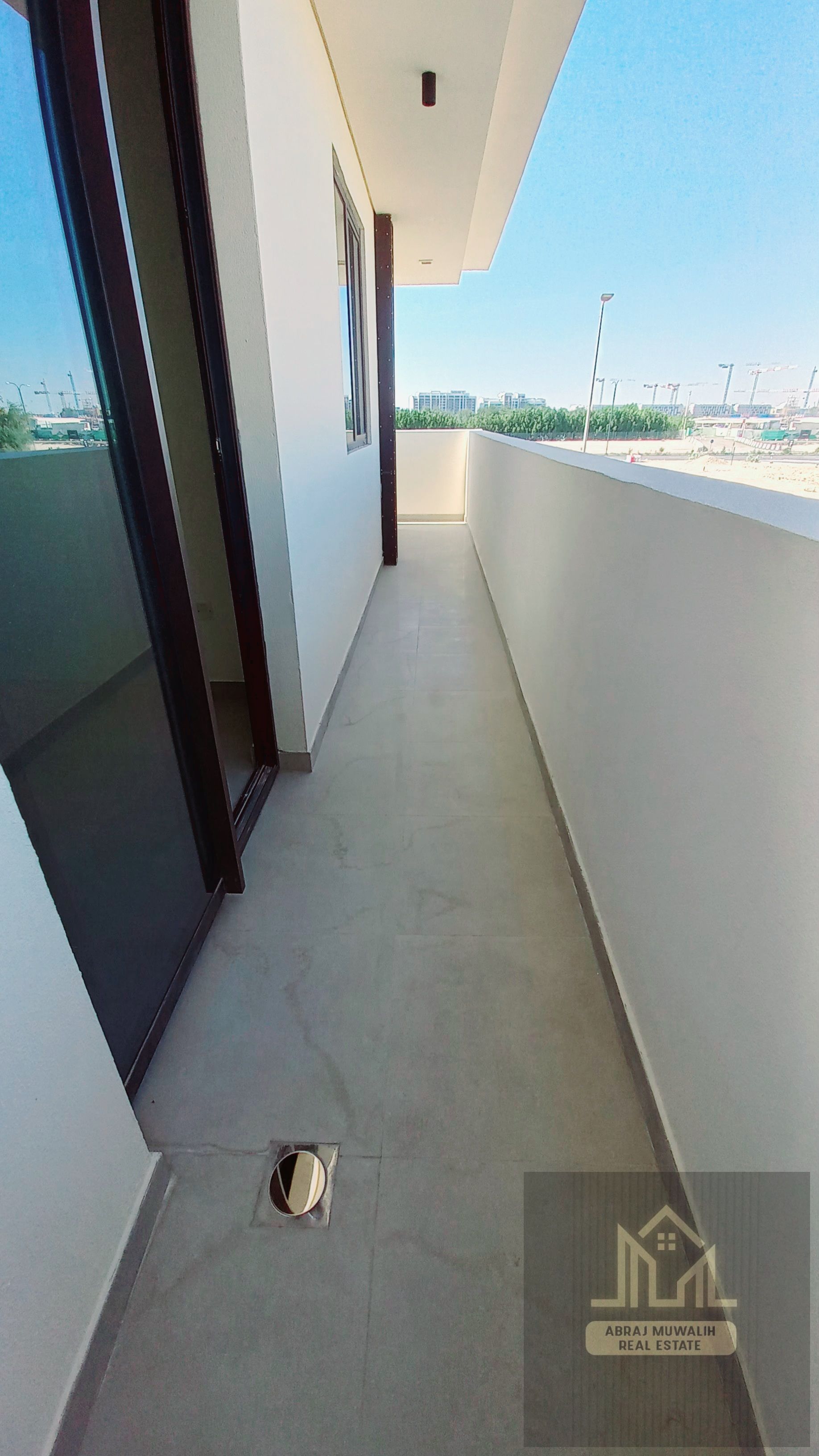 Brand new 2bhk with 3 bathrooms Big balcony only 64k al falah Muweliah sharjah