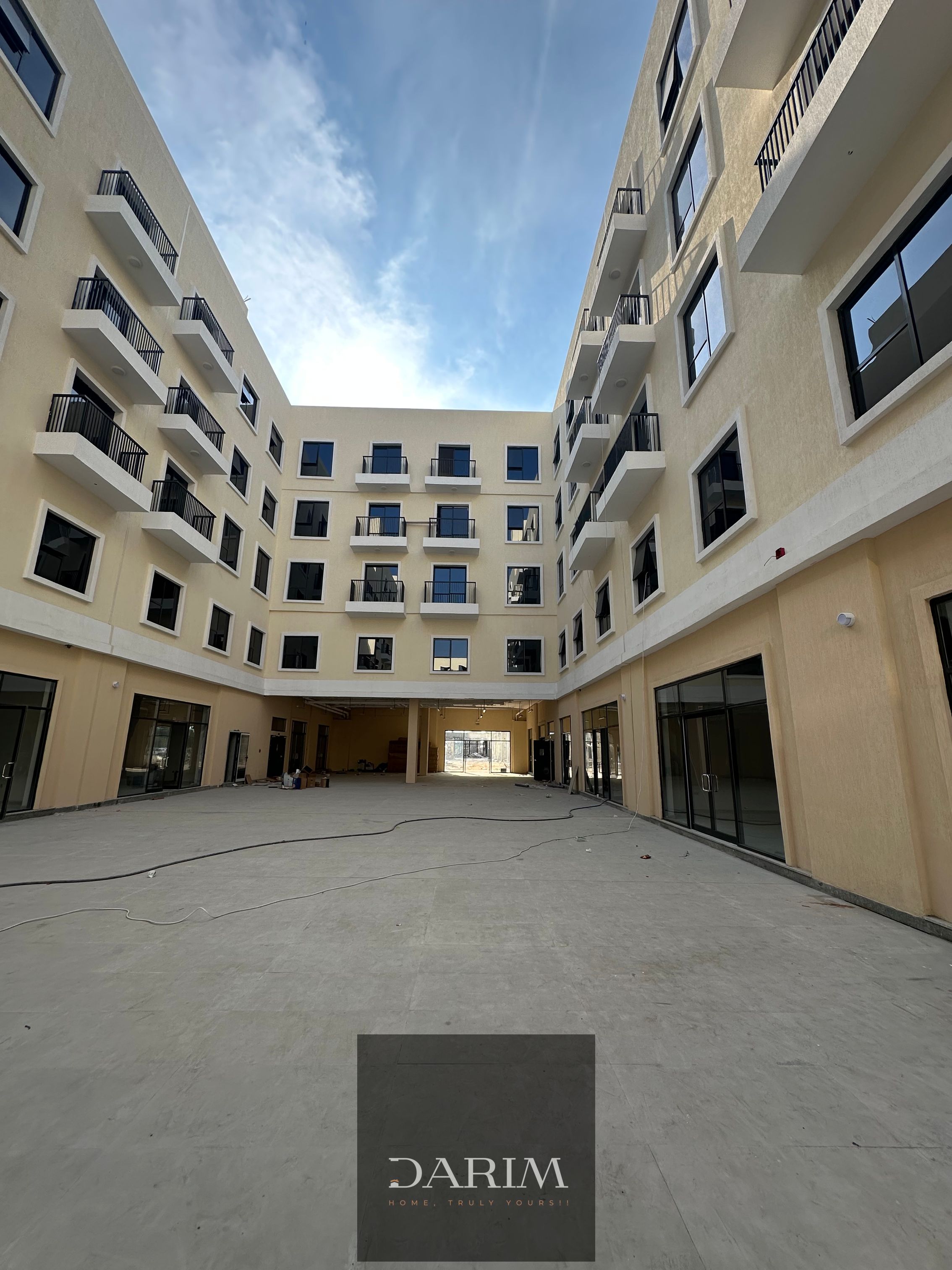 Kentia Residence (Resale 1 BHK) Down Payment Paid: AED 130,000 Remaining Balance: AED 389,000