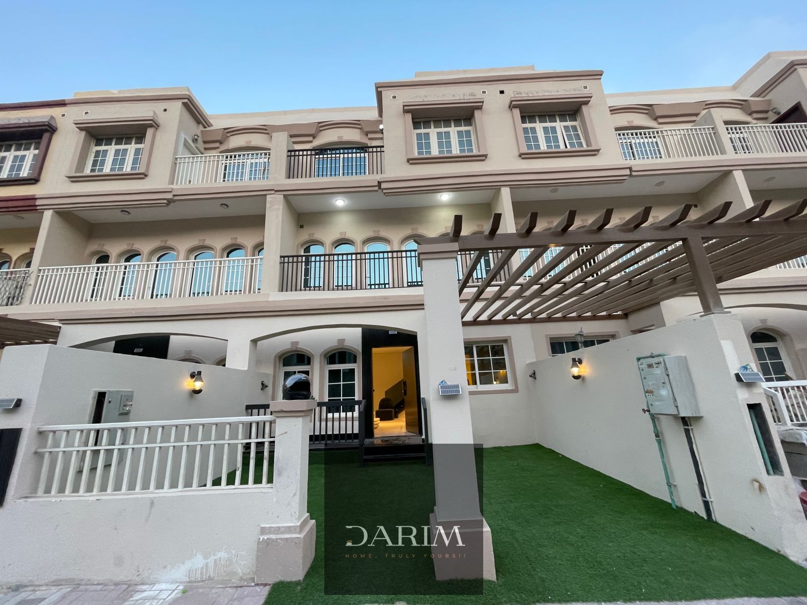4-Bedroom Uptown Villa for Sale Size: ~2,128 sq ft Downpayment paid: AED 330,040