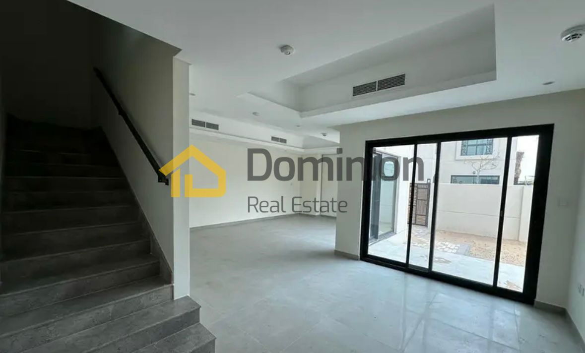 SPACIOUS 5-BEDROOM VILLA - VASTU - TYPE D (End) - NEAR THE GREEN AREA & GYM