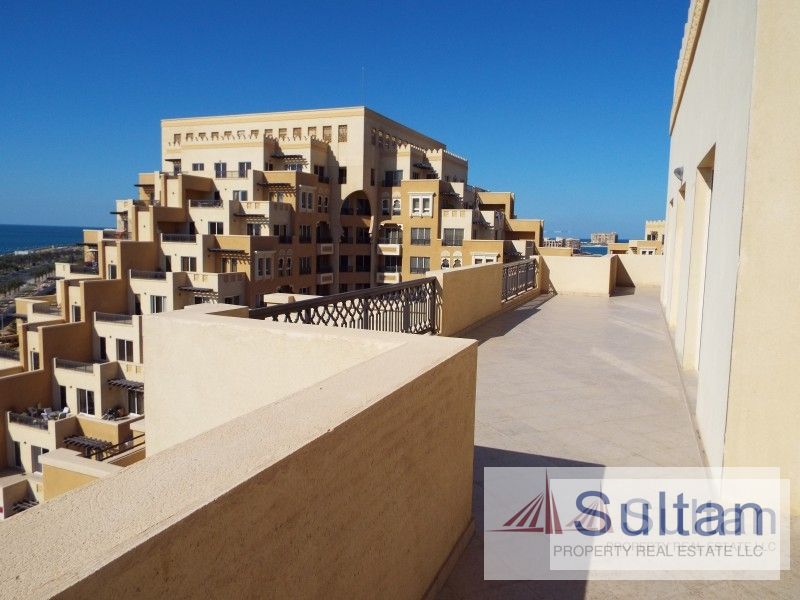 Incredible 3 BR Penthouse in Bab Al Bahr