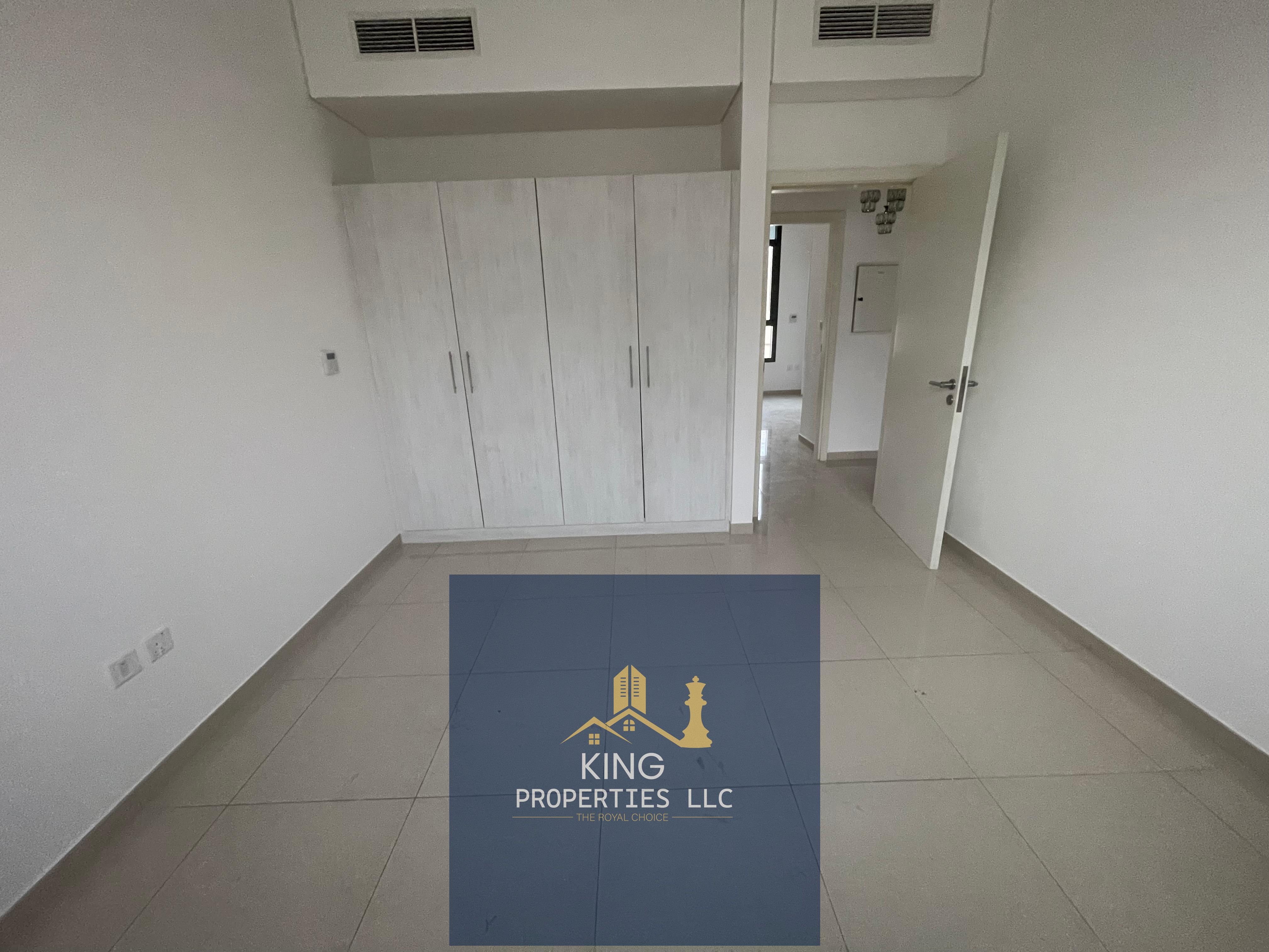 3bhk Luxurious Townhouse Available
