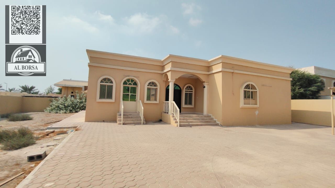 Villa for rent – Al hameedya 1 area, Ajman – 4 master bedrooms, living room, majlis, maid's room, prime location