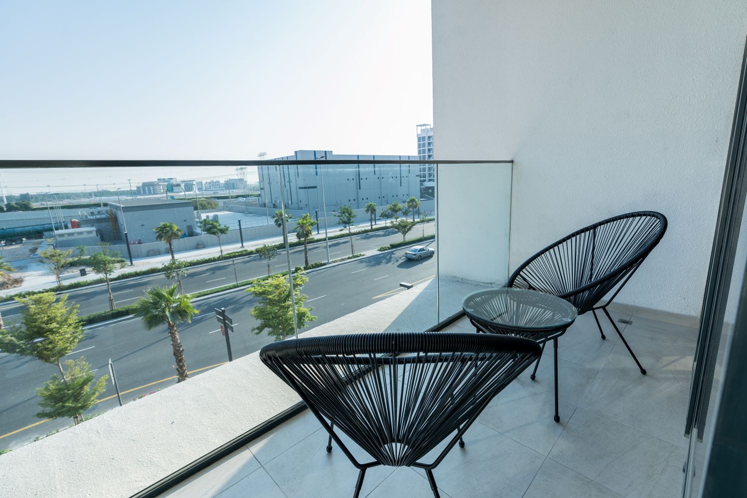 Modern 3BR Oasis with Balcony in Azizi Riviera