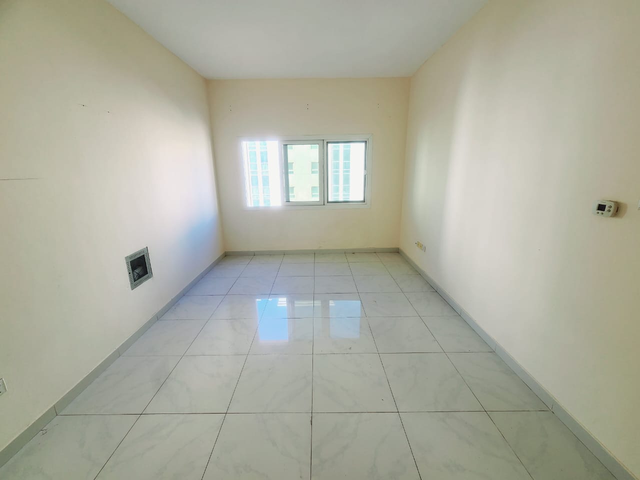 Lavish 2 BHK available fully family building near madina shopping cantar only 38k in Muwailha Sharjah Call Ahsan Ali
