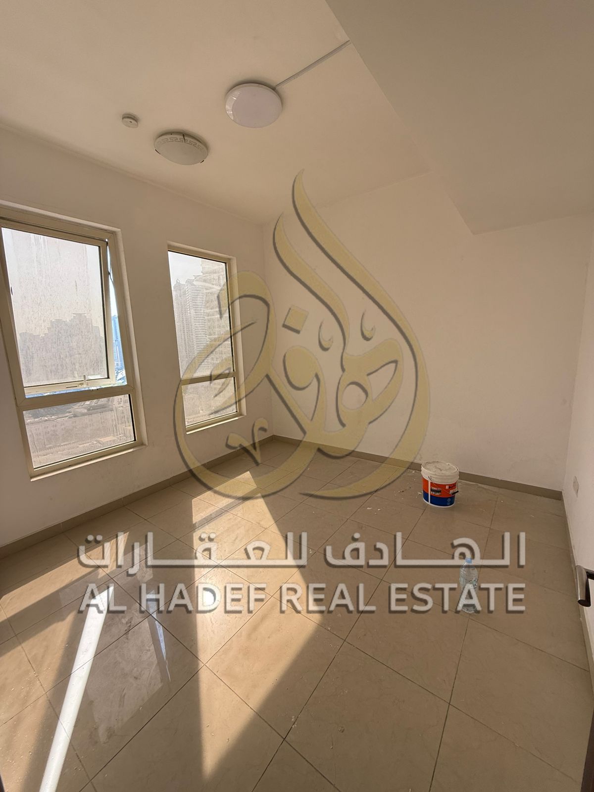 For annual rent in Sharjah – Al Khan area: a two-bedroom apartment with a separate living room and a hallway of a suitable size.