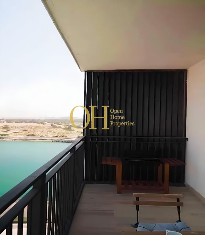 Captivating Modern Unit | Canal View | Prime Location