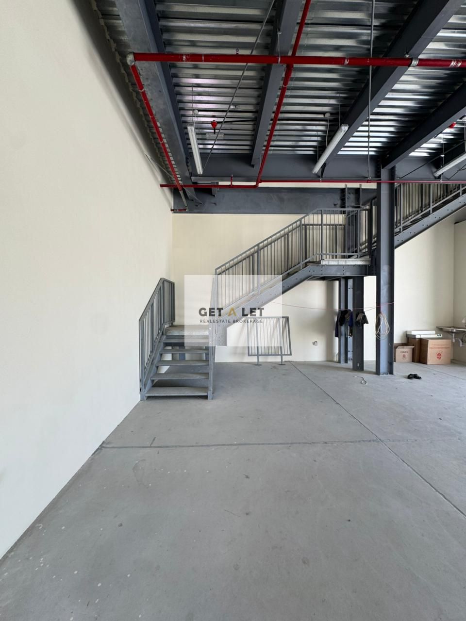 Brand New Warehouse for Rent – Al Ttay, Al Khawaneej