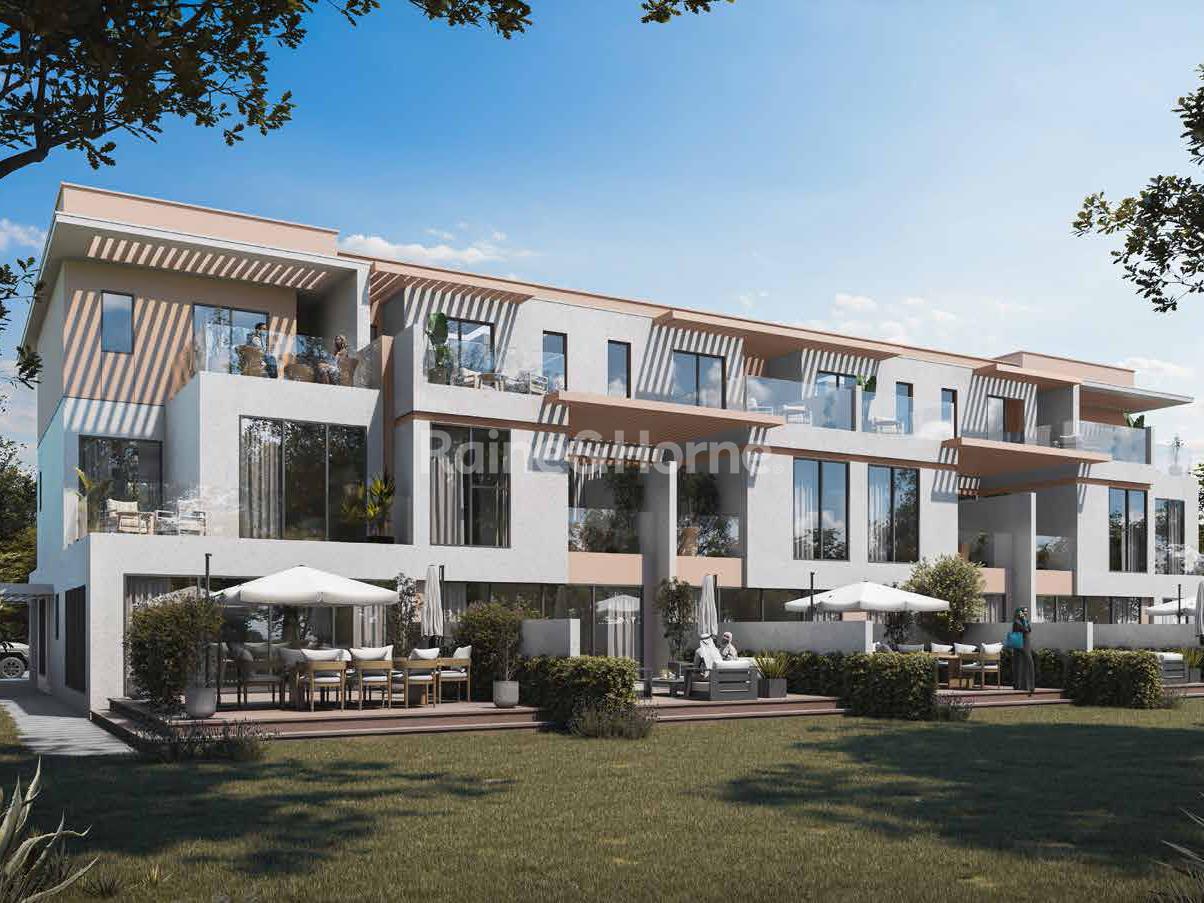 4BR TH Luxury Waterfront Living | 1% Payment Plan