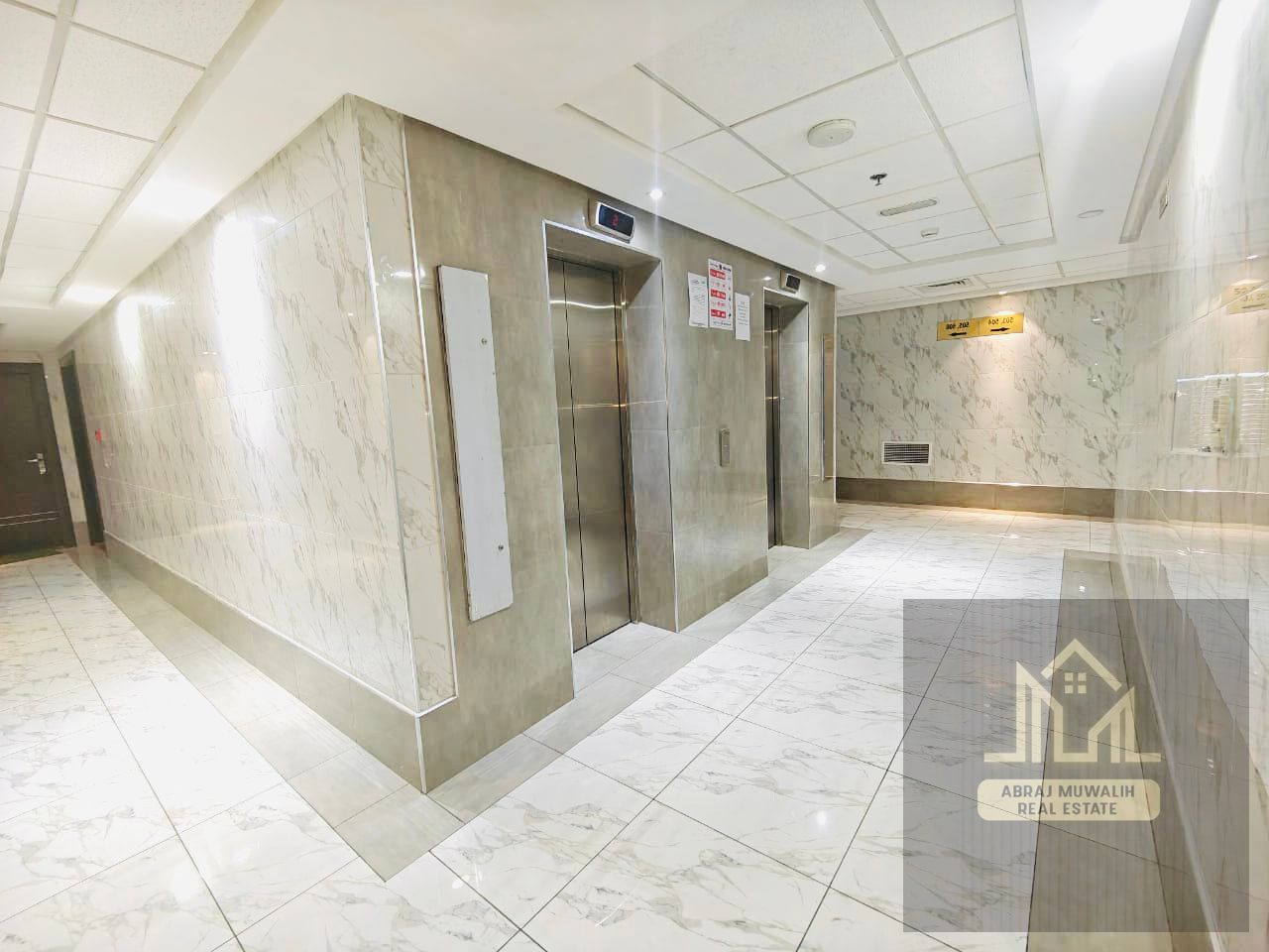 LIKE BRAND NEW APPARTMENT FOR FAMILY WITH PARKING 2 WASHROOM IN 41K