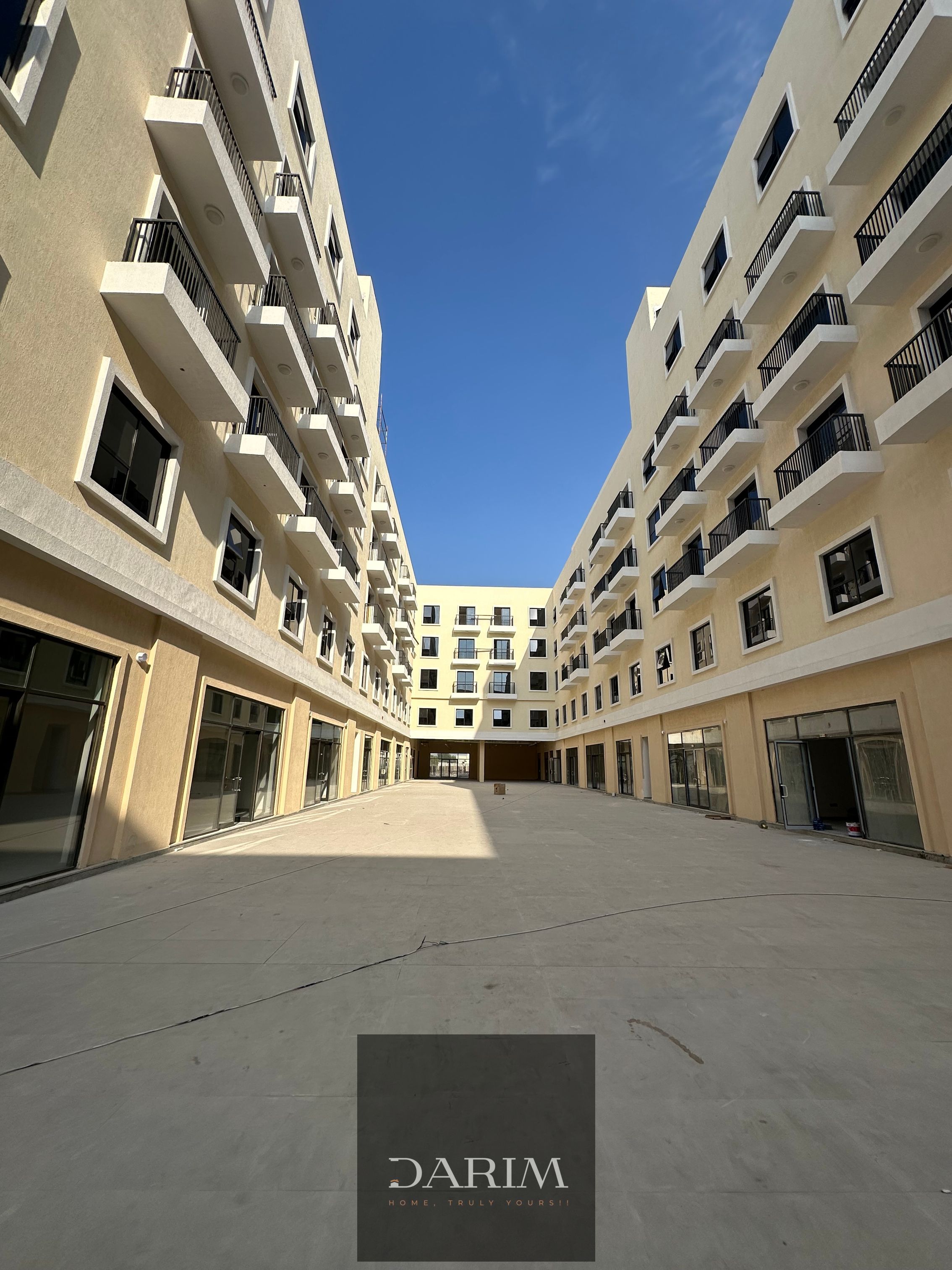 Kentia Residence (Resale 1 BHK) Size: ~1,110 sq ft View: Open/city views with balcony included.