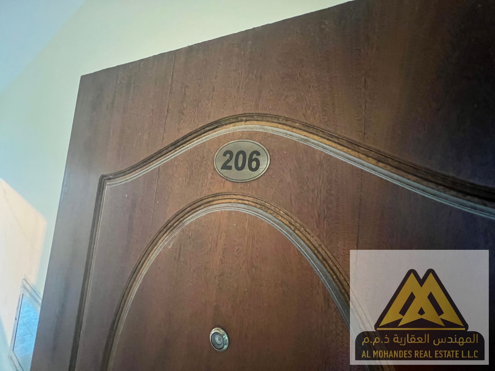 Prime location | Good size | Excellent location | Air conditioning | Balcony