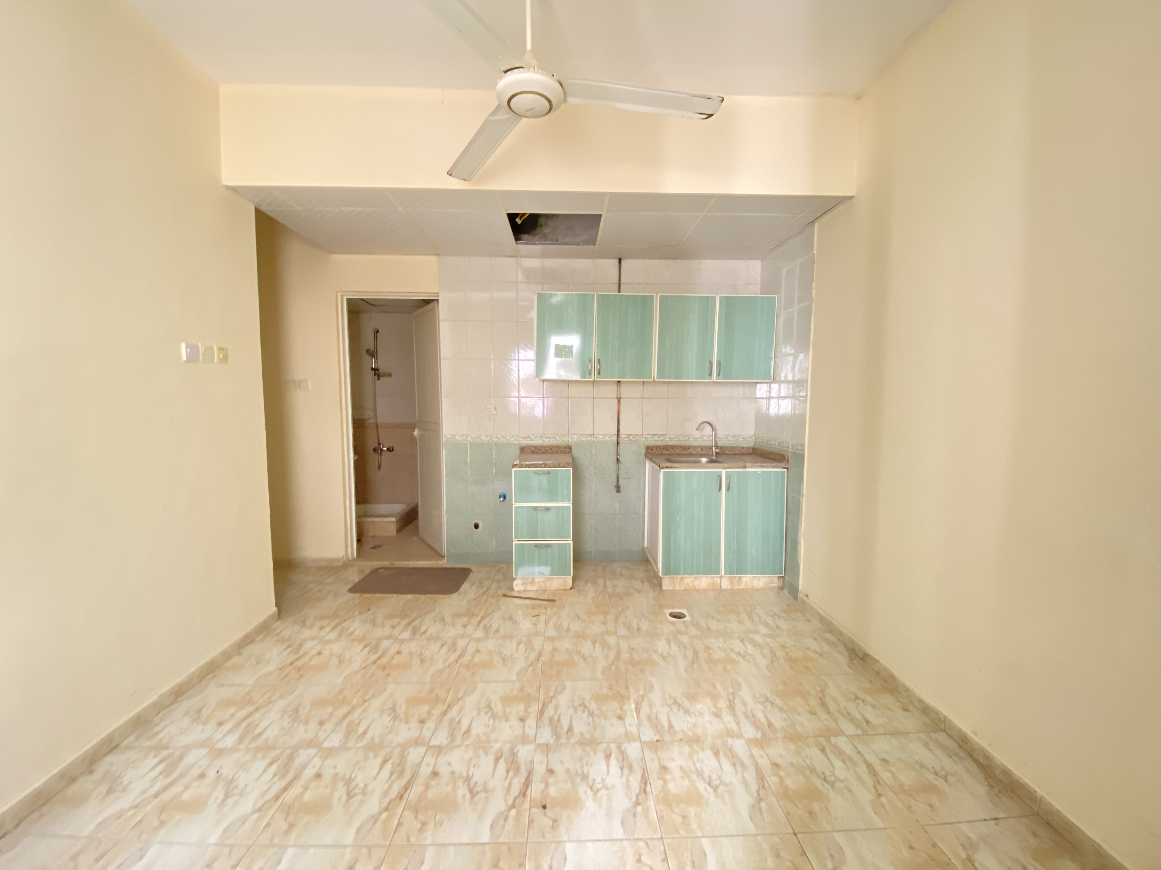 SPECIOUS STUDIO APARTMENT IN MUWALIEH SHARJAH
