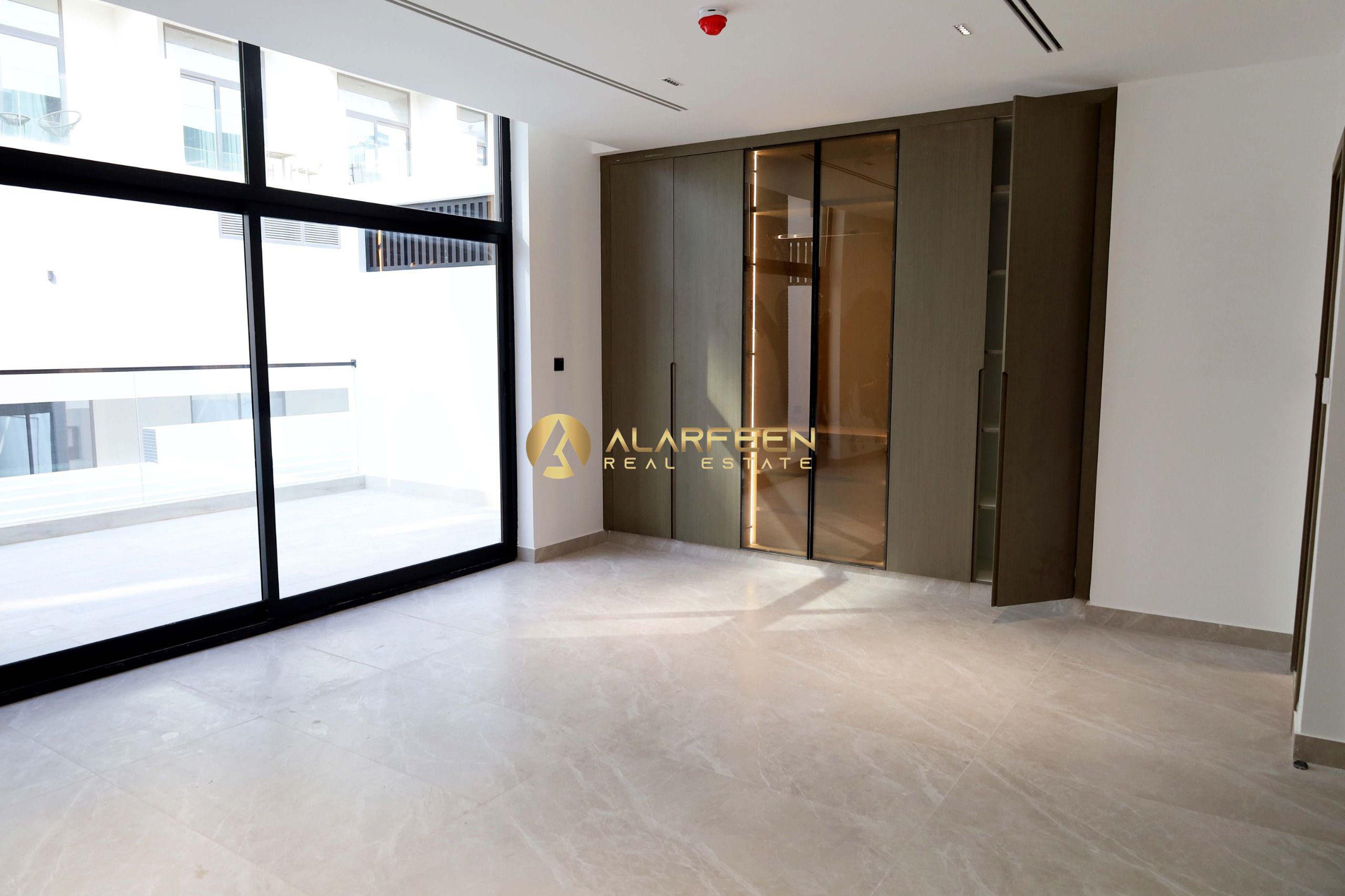 Exclusive 4 Bed + Maid | Elevator | Prime Location | Near Park