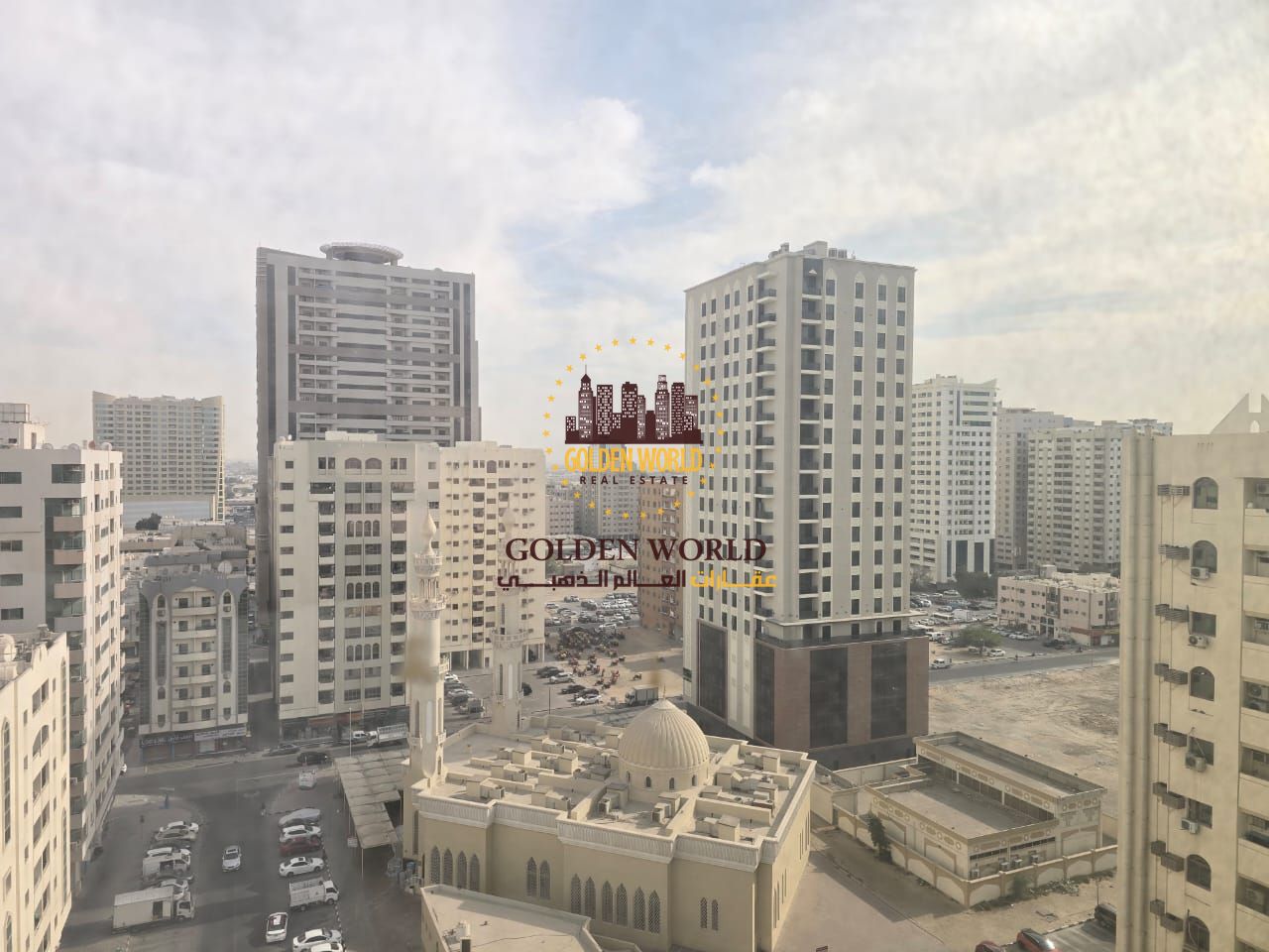 1BR apartment with living room in Abu Shagara, central location close to services. Rent 31,000 AED, payable in 4 cheques.
