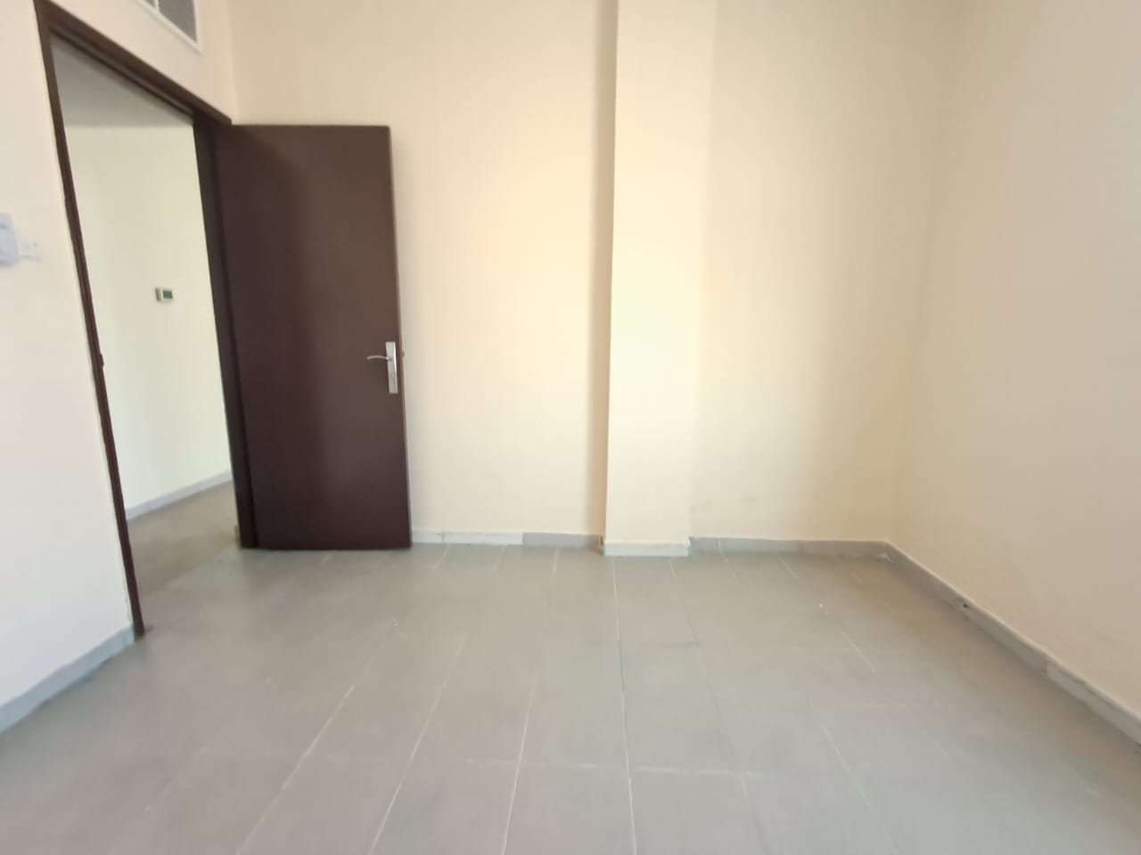 SPECIAL OFFER READY TO MOVE LUXURY APARTMENT WITH CENTRAL AC