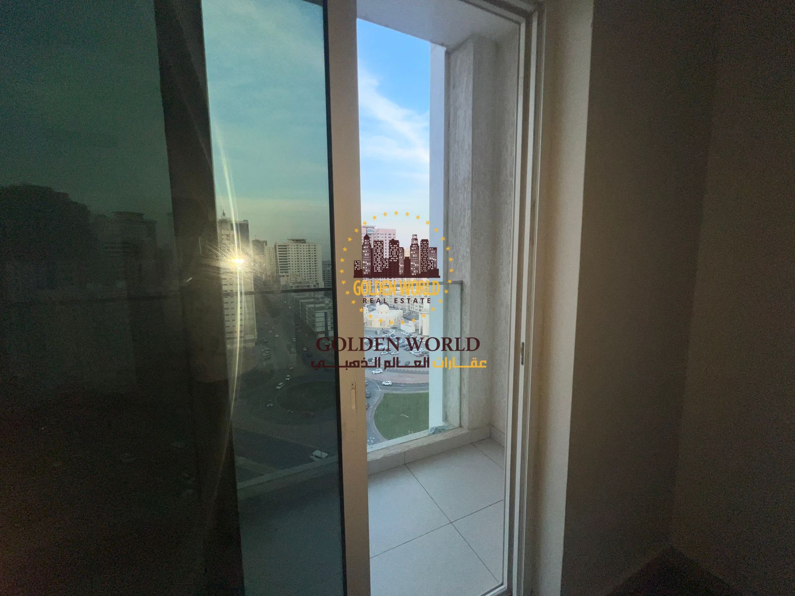 2BR Master + Panorama Hall in Al Taawun, Sharjah. Storage, balcony & parking. Direct Dubai exit. Rent: 62k (Free Contract Attestation). Instant move-i
