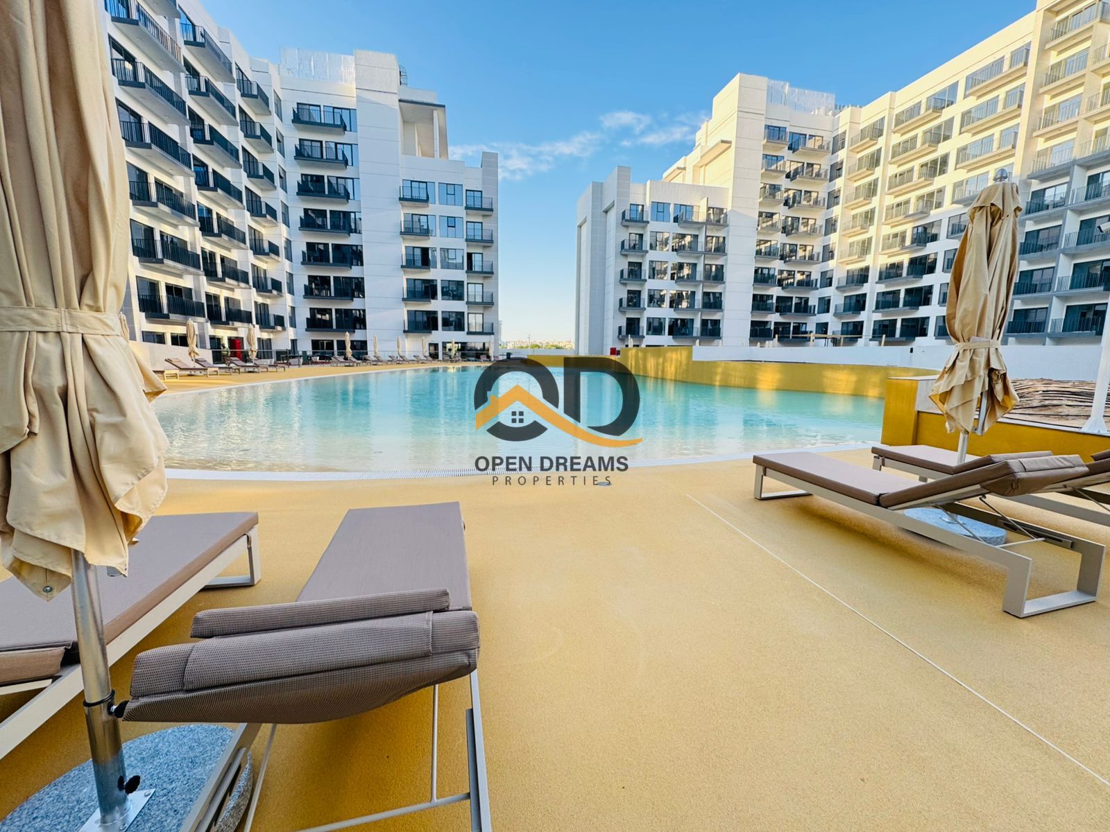 Spacious Studio for Rent in Azizi Mirage