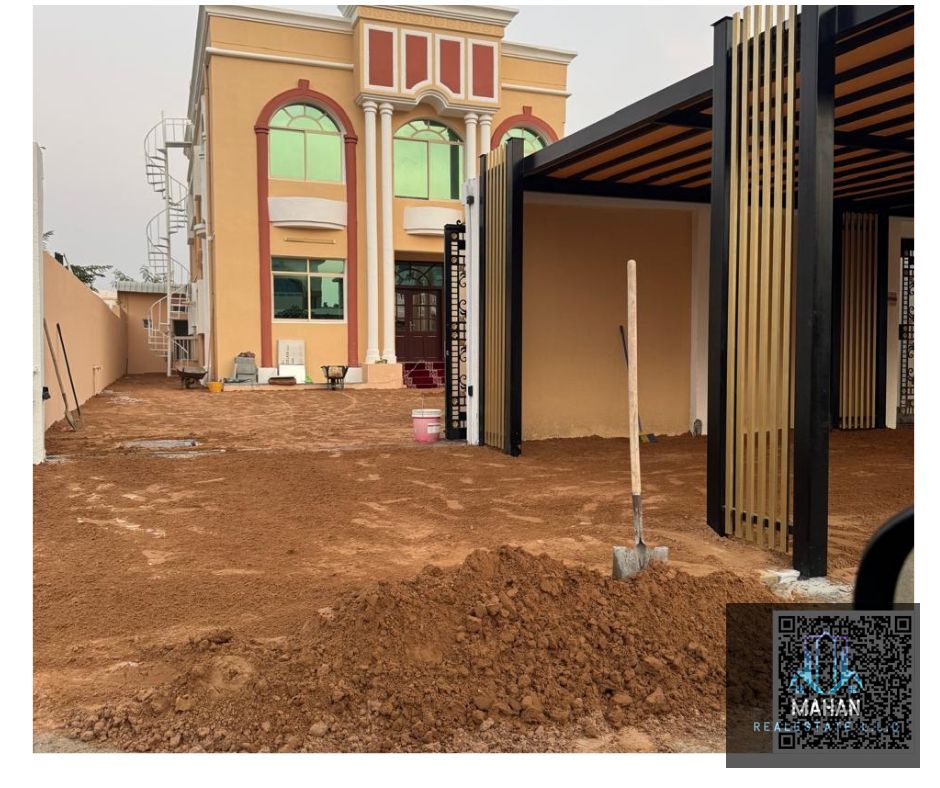 Spacious 5-Bedroom Villa with Hall & Majlis in Rawda 2 – Excellent Location | AED 110,000