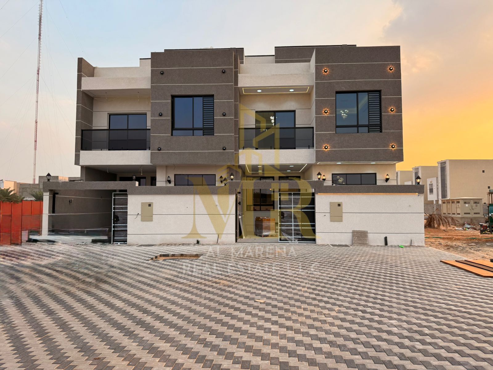 Luxury Townhouse for Sale in Al-Haliyo 1 | Freehold