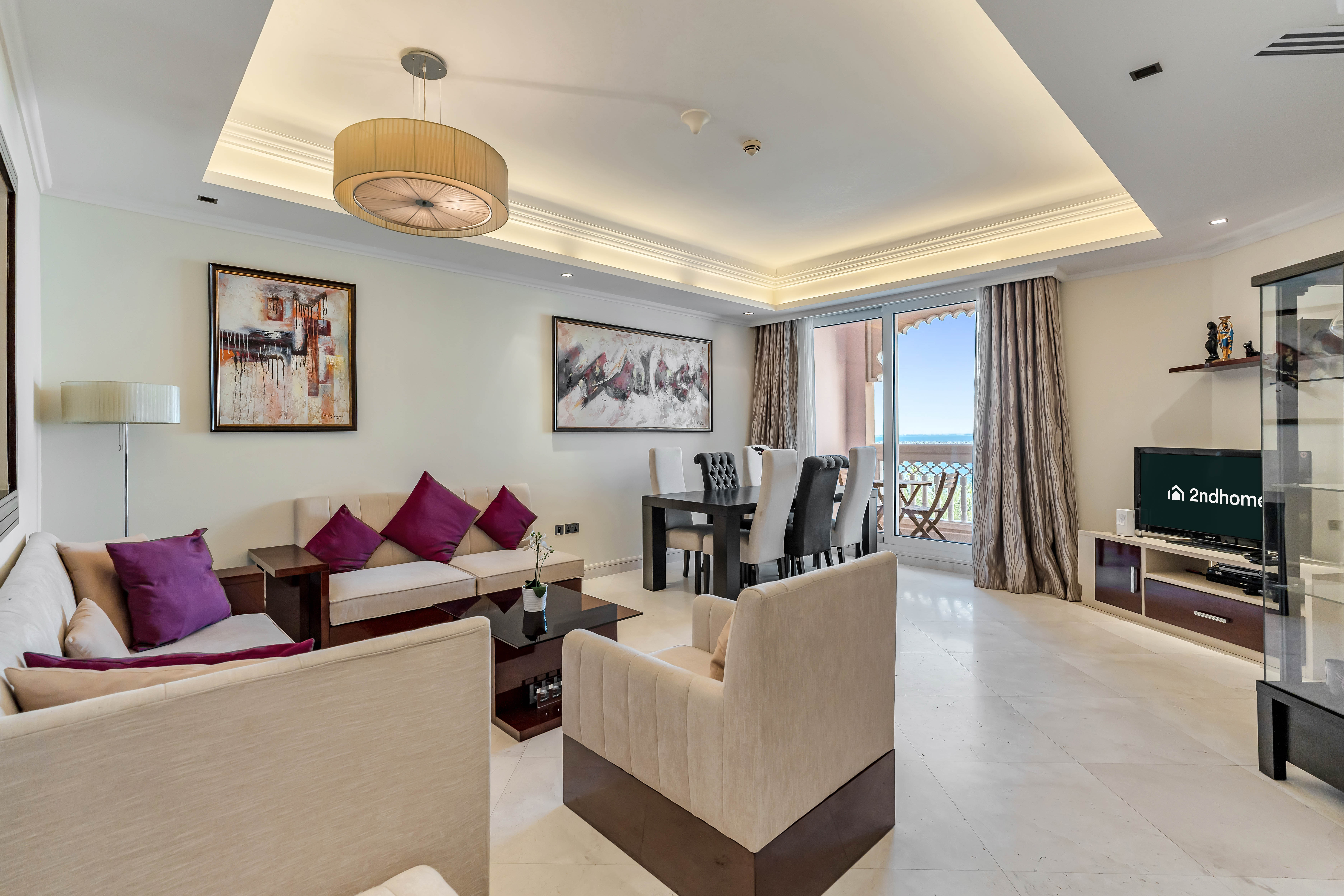 Beachfront Escape | Sea-View Balcony | Palm Jumeirah